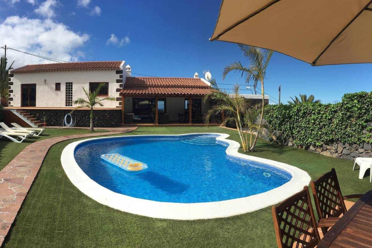 Villamocanes Frontera Exterior photo