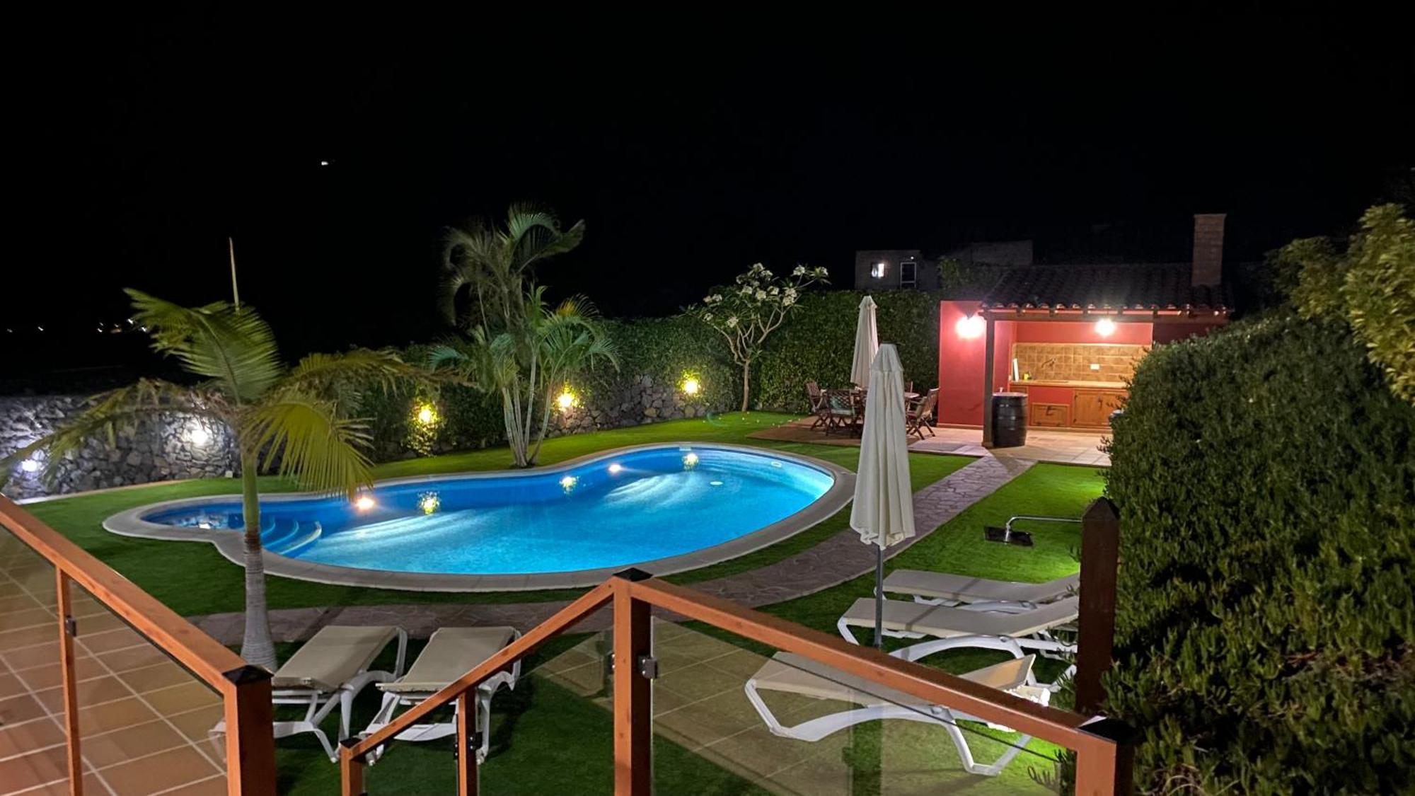 Villamocanes Frontera Exterior photo